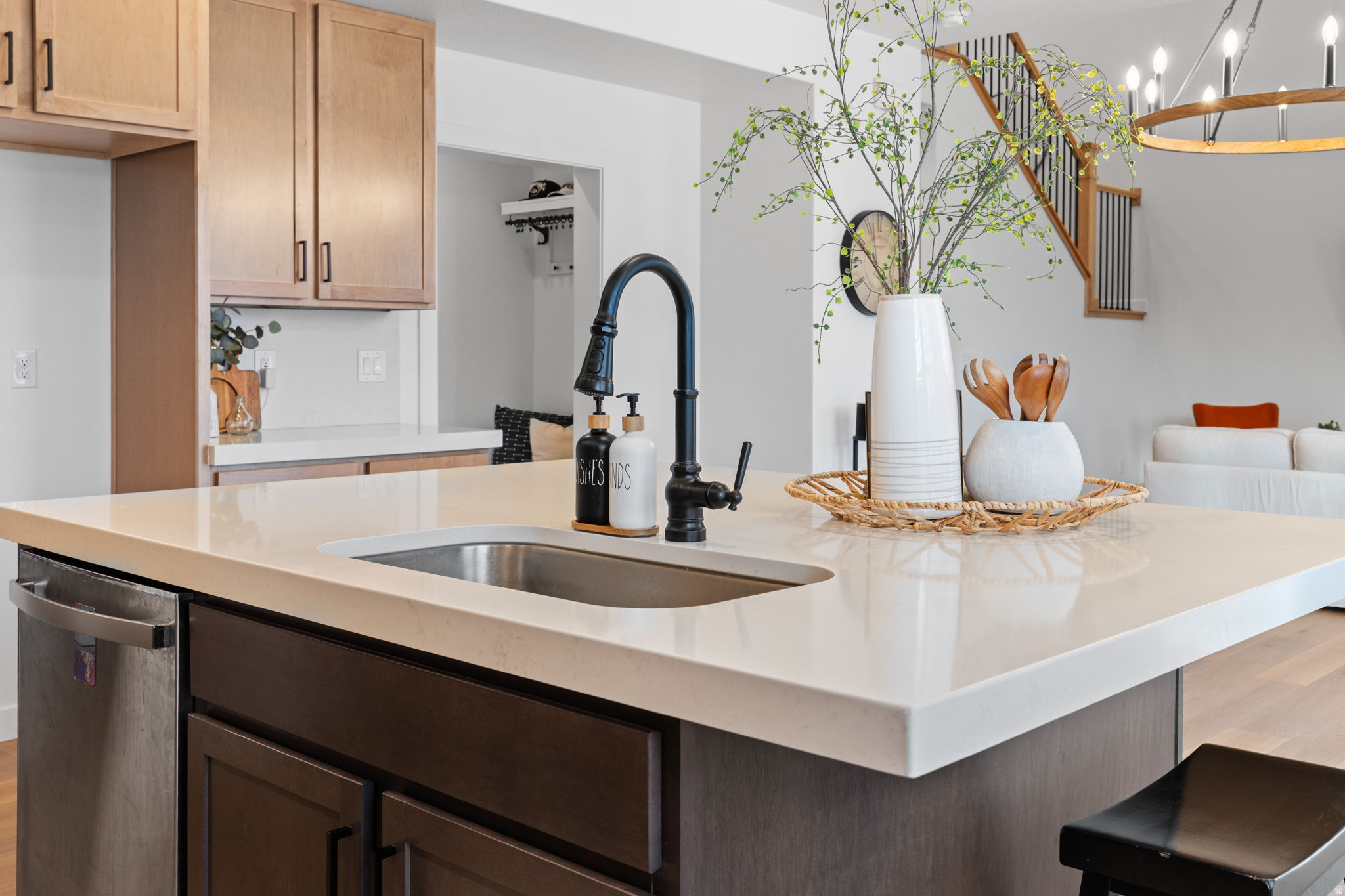 1416 E ERICKSON KNOLL LN