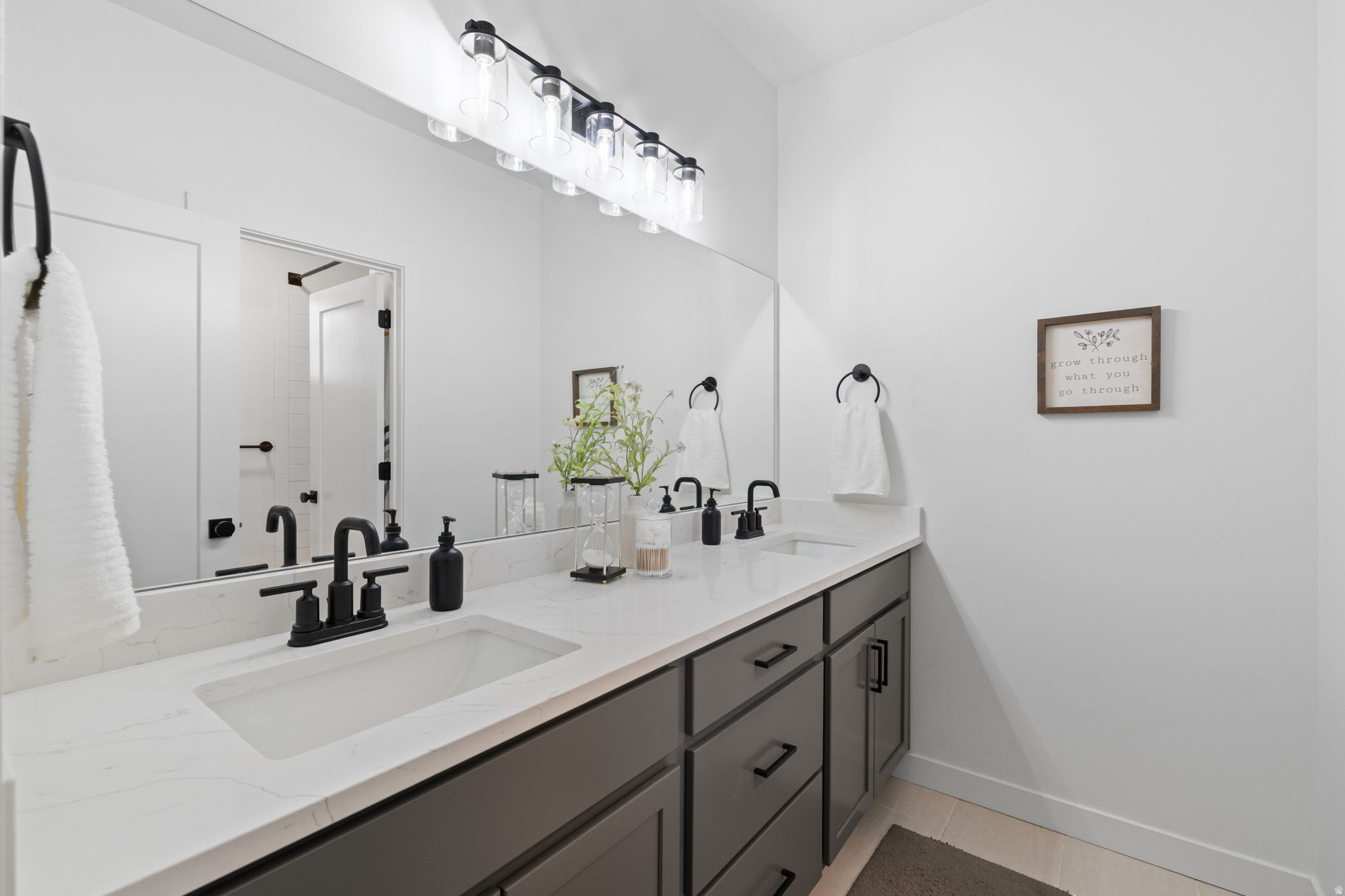 1416 E ERICKSON KNOLL LN