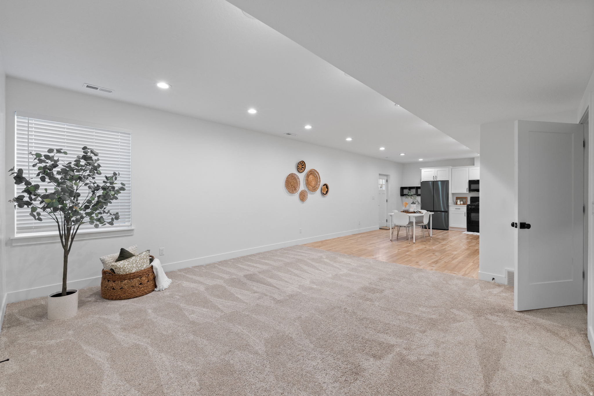 1416 E ERICKSON KNOLL LN