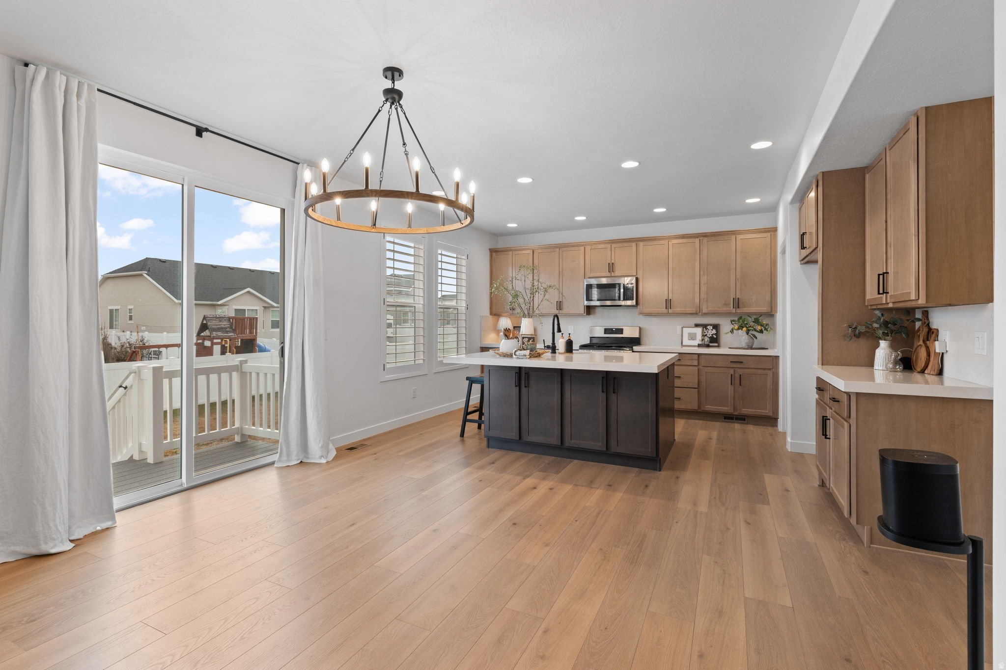 1416 E ERICKSON KNOLL LN