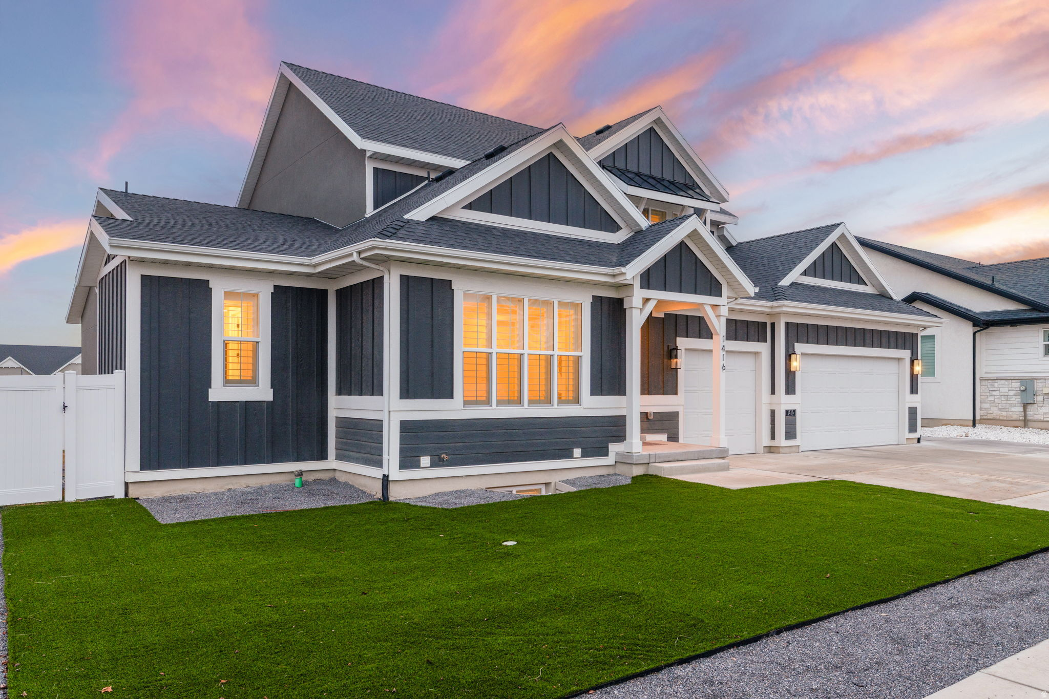 1416 E ERICKSON KNOLL LN