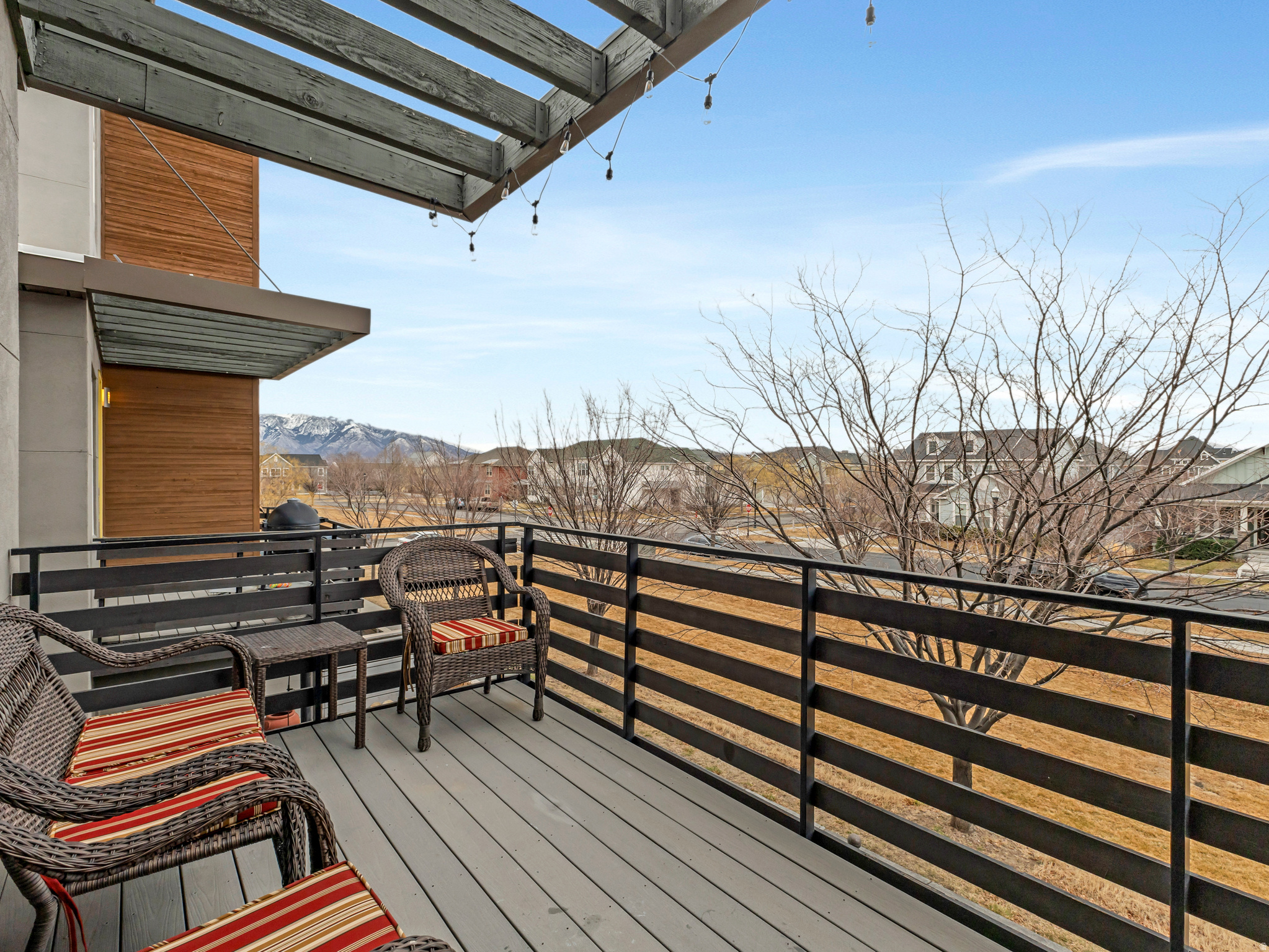 4586 W VERMILLION DR