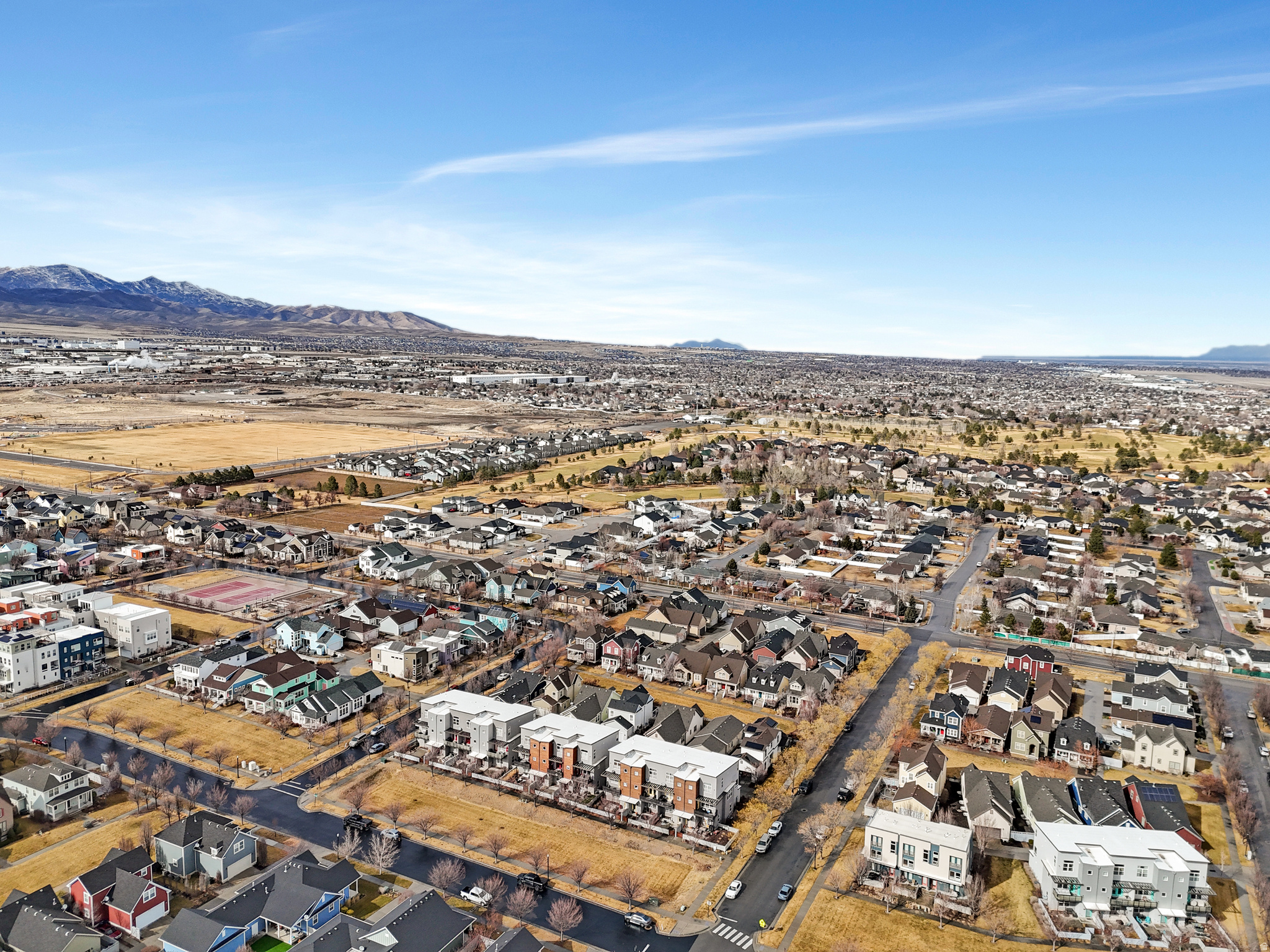 4586 W VERMILLION DR