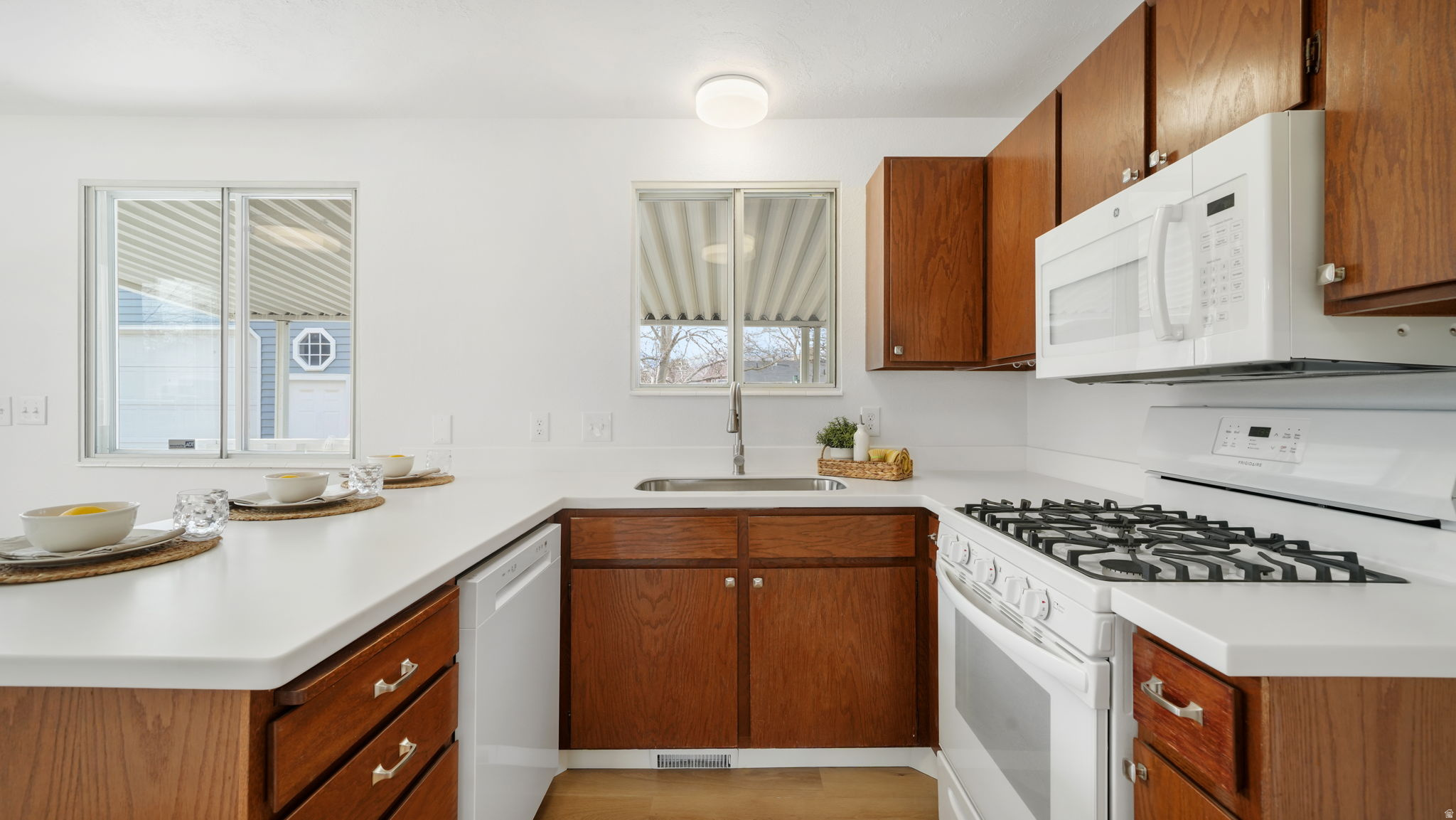 4036 S POWDER VIEW CIR