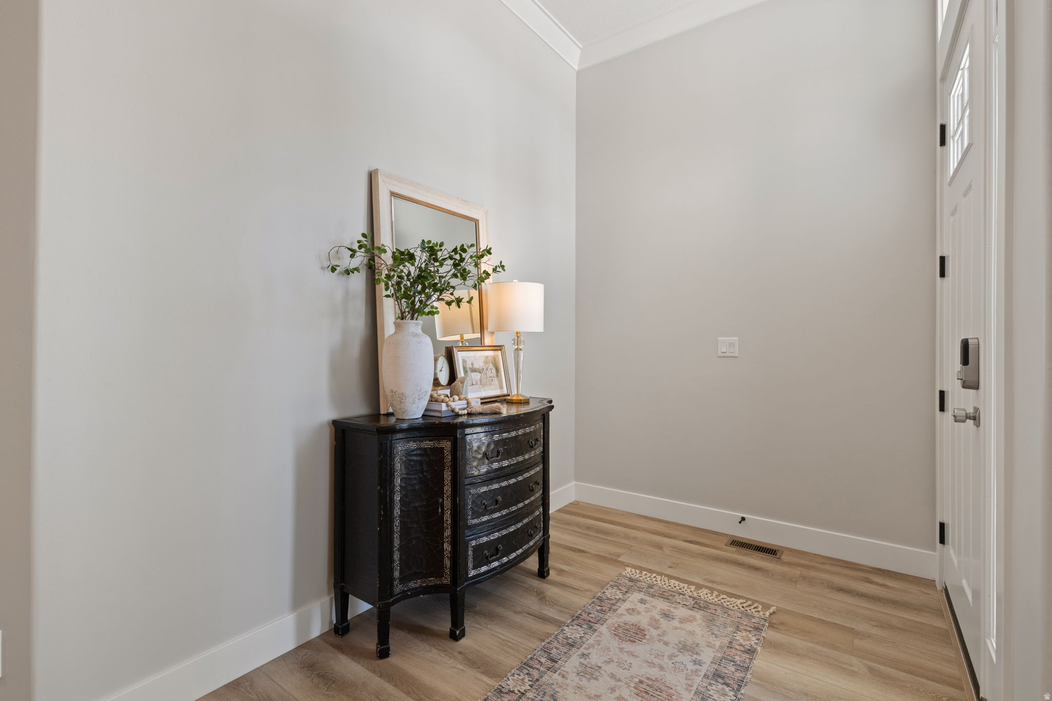 4584 N LA RINGHIERA DR