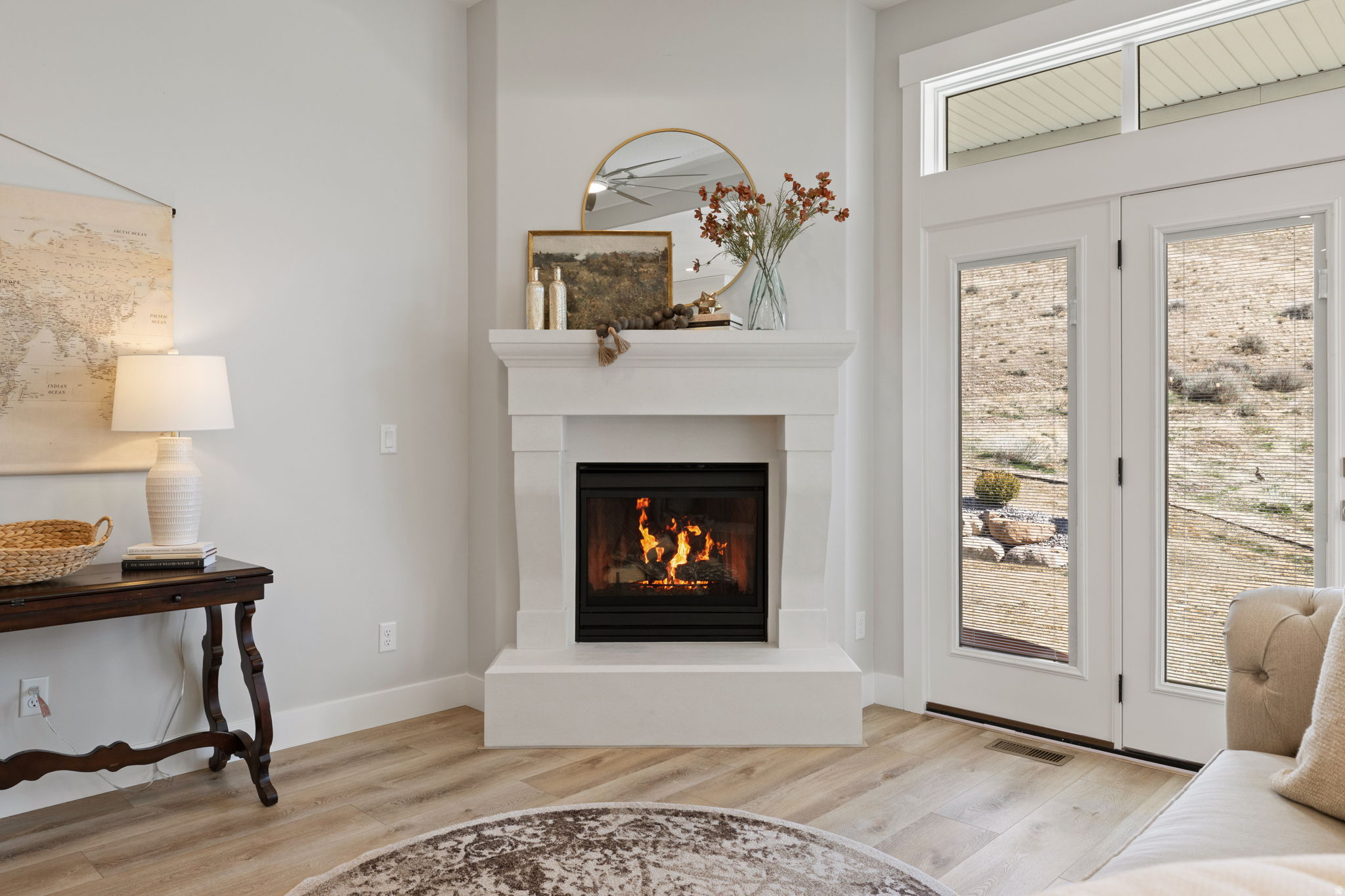 4584 N LA RINGHIERA DR