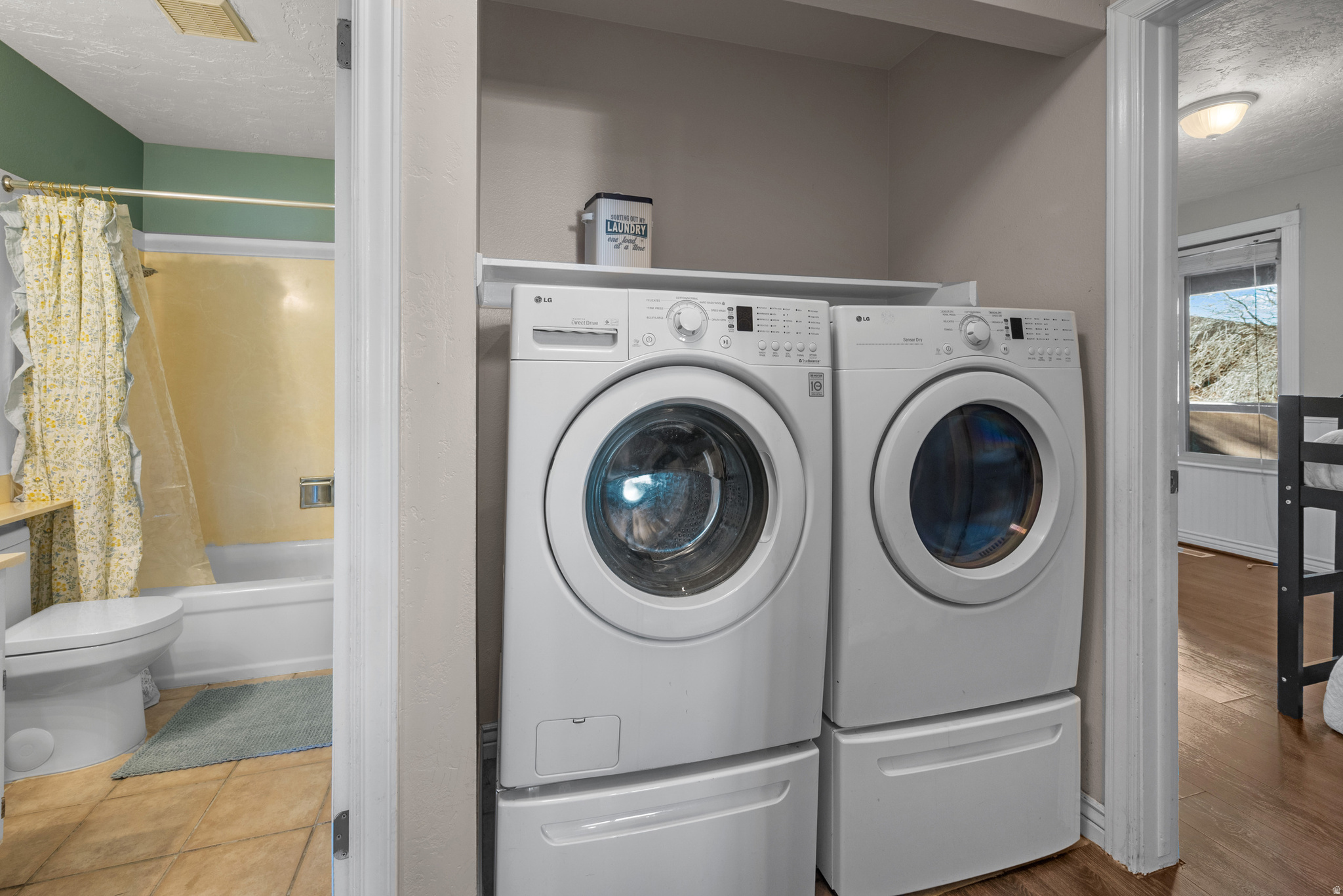249 W GARDEN PARK
