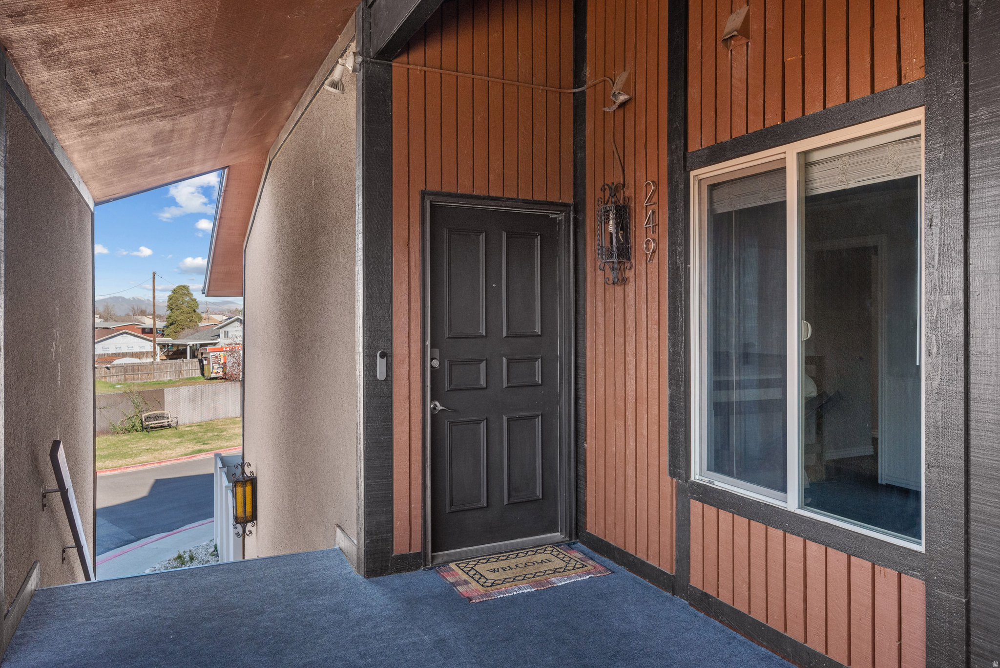 249 W GARDEN PARK