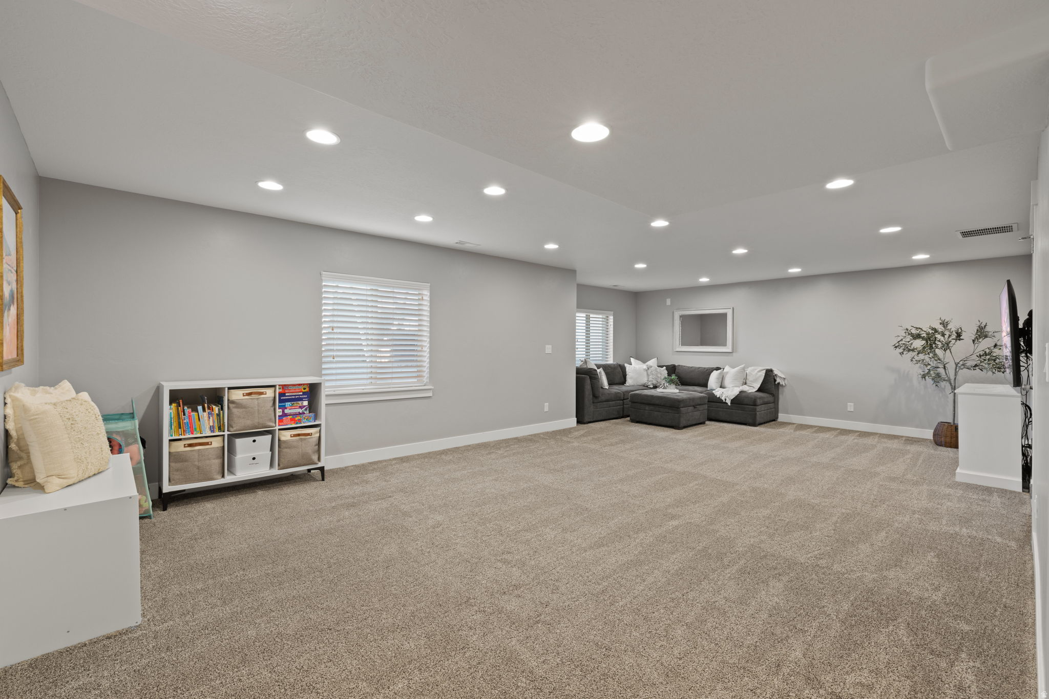 9032 N BARTON CREEK DR