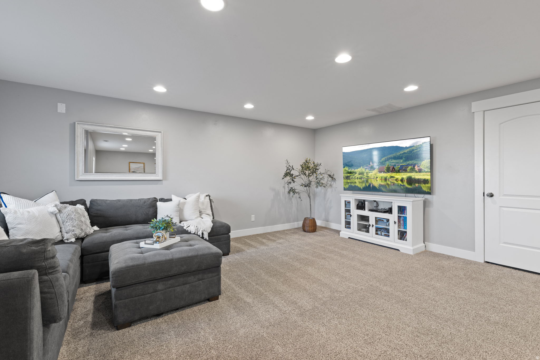 9032 N BARTON CREEK DR