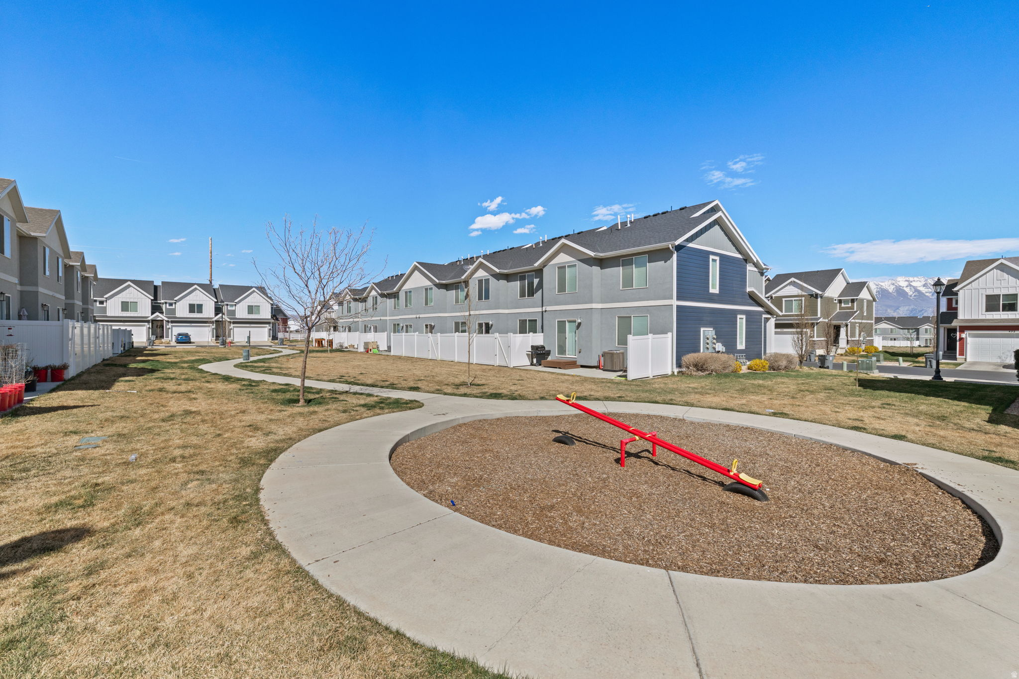 443 S DAY DREAM LN #2226
