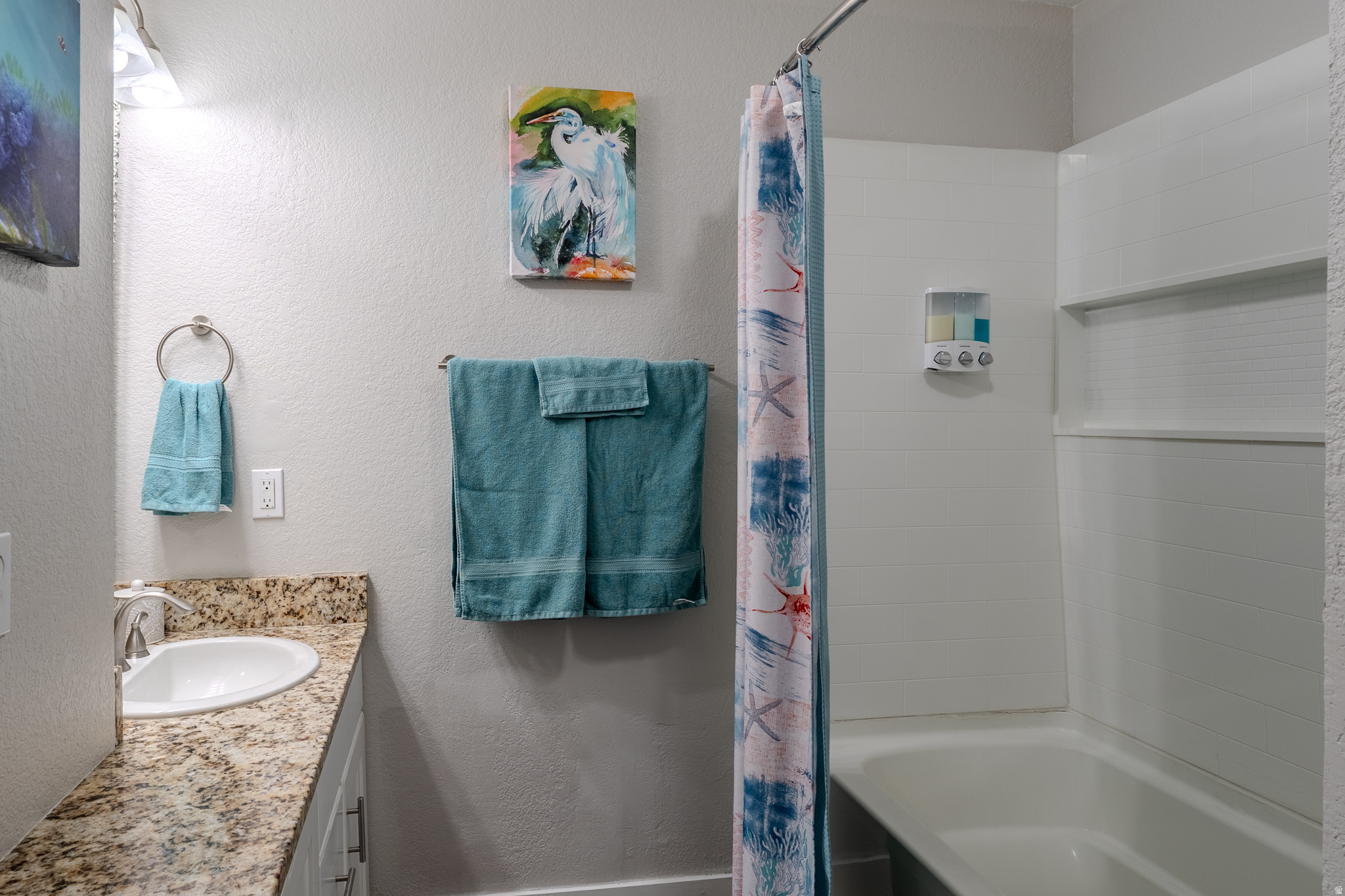 1940 PROSPECTOR AVE #120