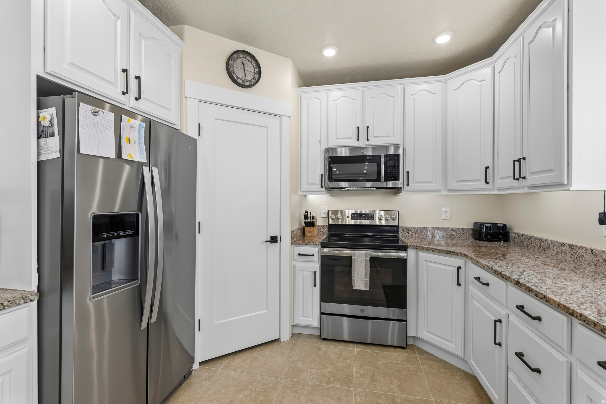 244 W COLUMBINE CIR