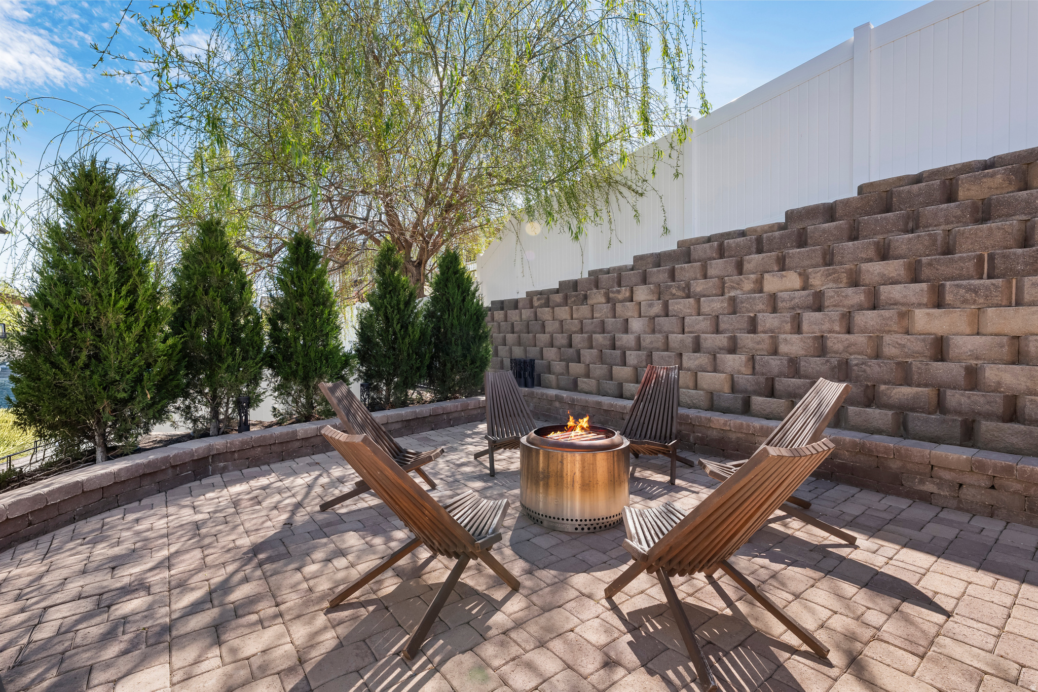 244 W COLUMBINE CIR