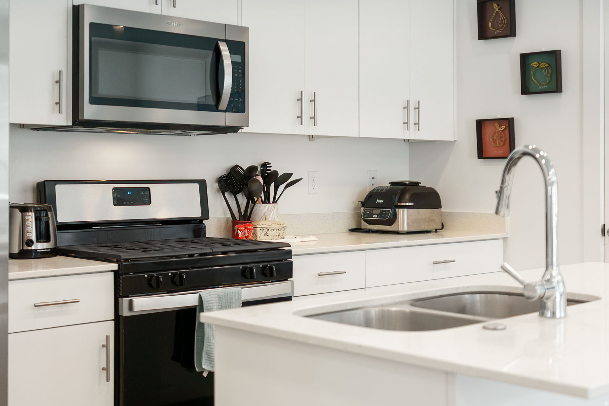 473 W 40 S ##H203