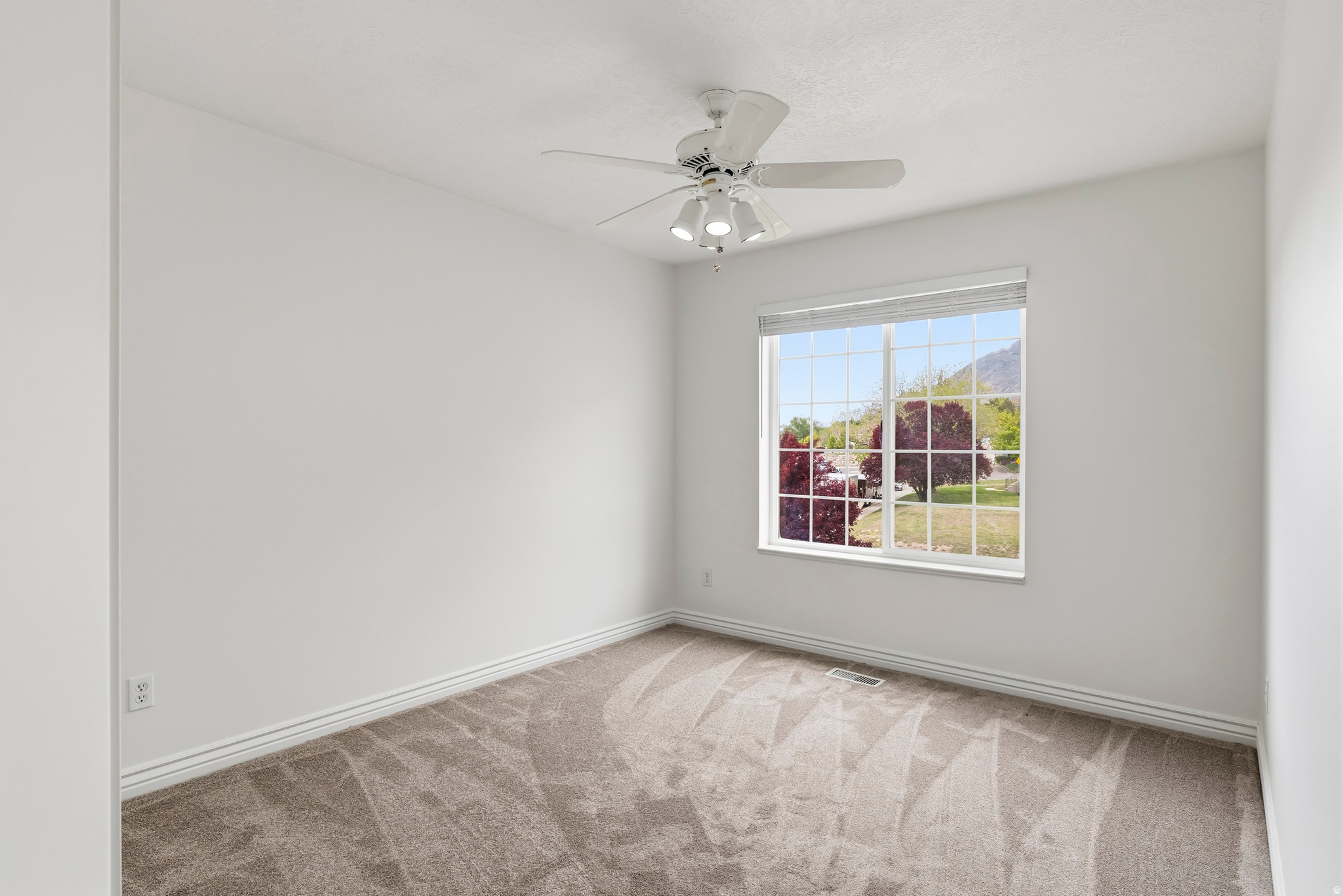 682 E 175 N