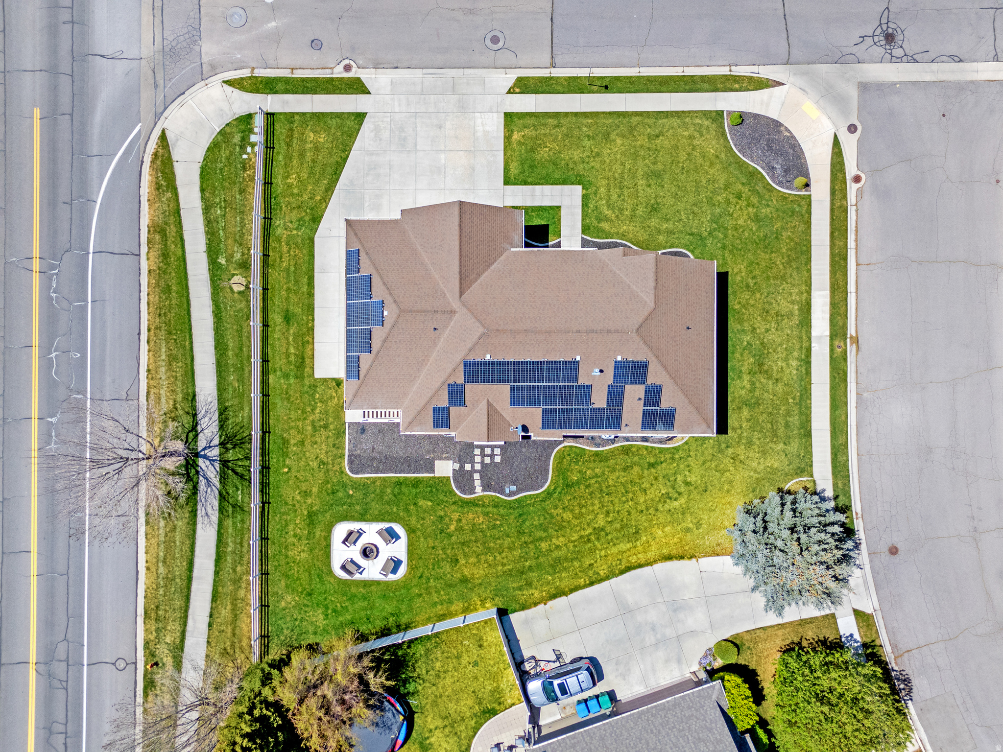 10416 N CANTERBURY DR