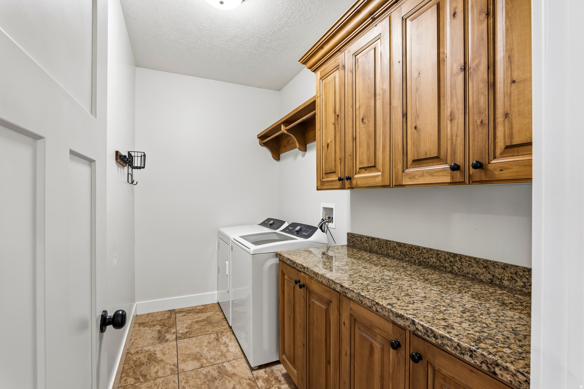 10416 N CANTERBURY DR