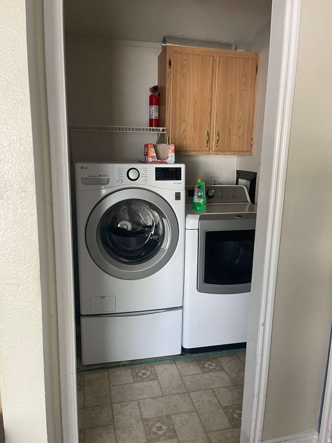1123 W 465 N