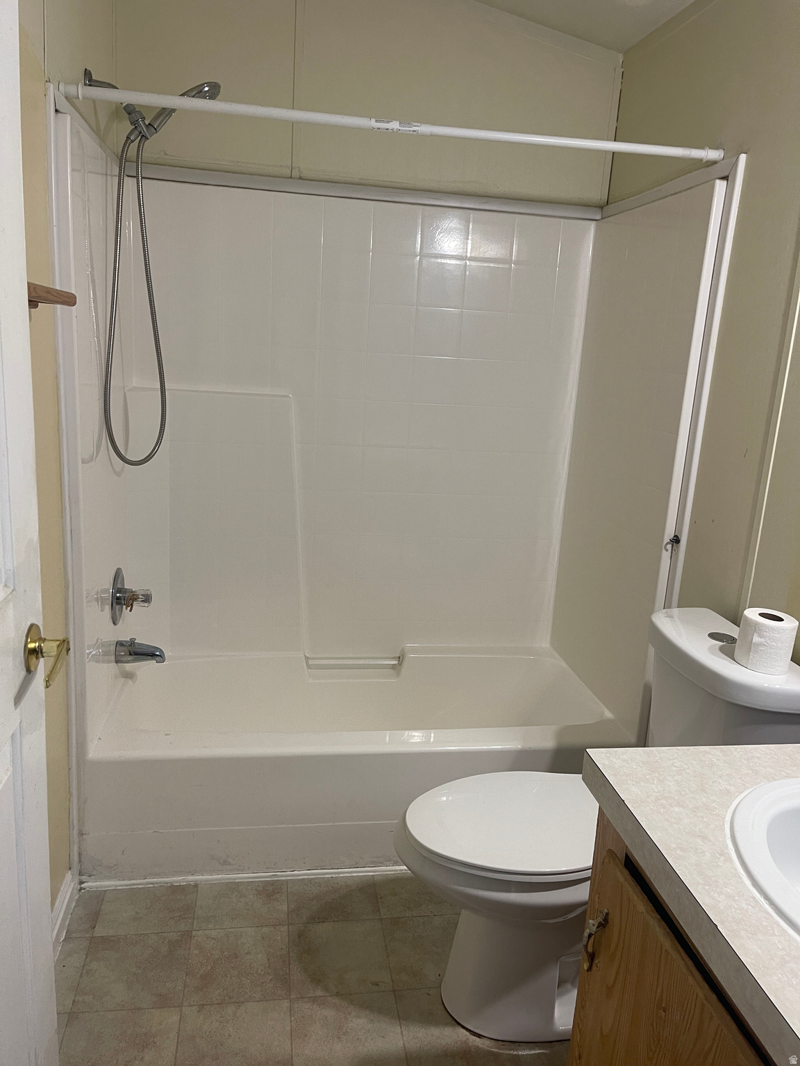 1123 W 465 N