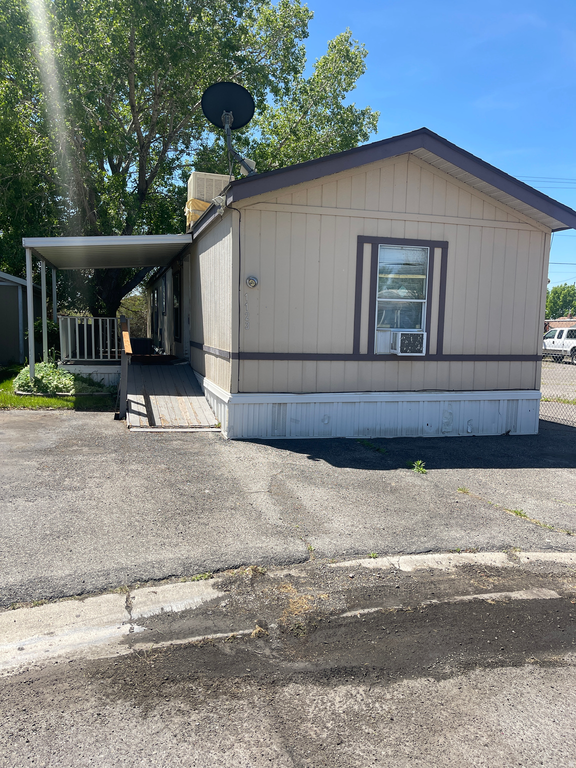 1123 W 465 N