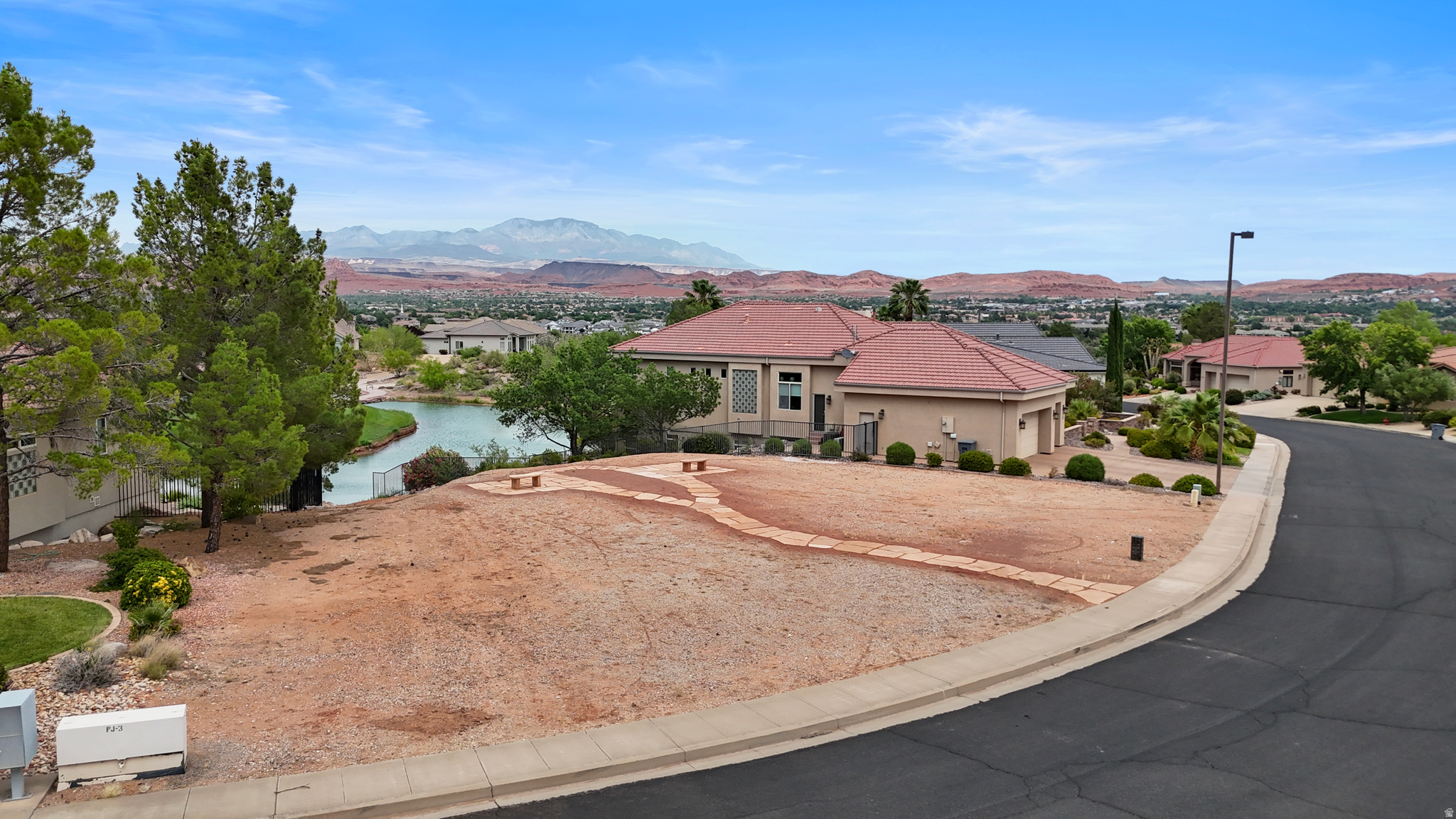 2476 CANYON RIDGE DR Unit: 29