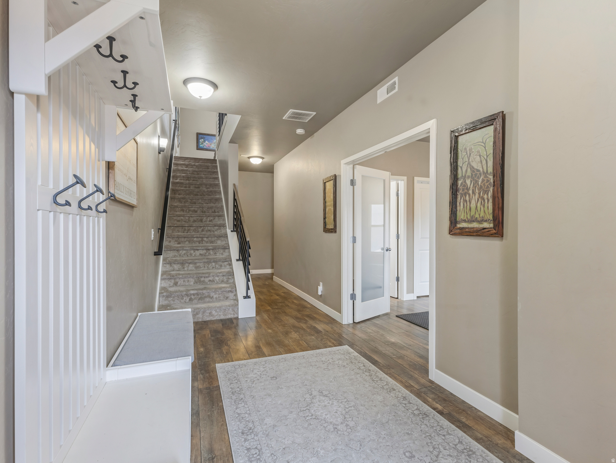 4586 W VERMILLION DR