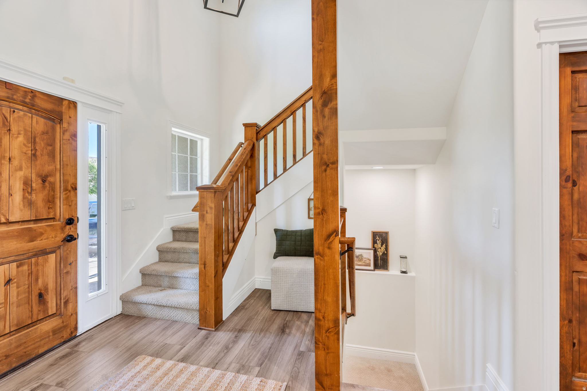 782 S SHADOW ROCK CIR
