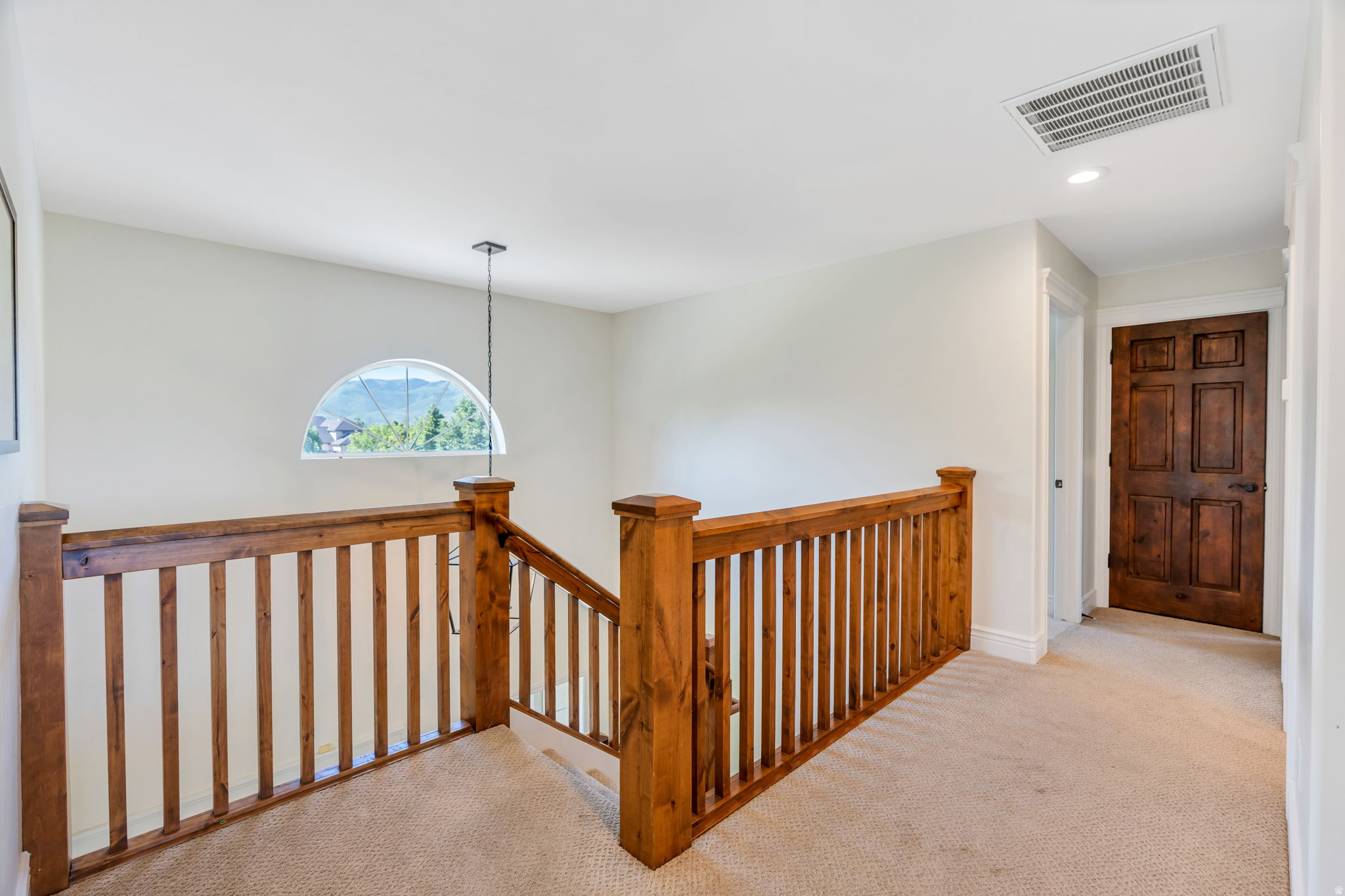 782 S SHADOW ROCK CIR