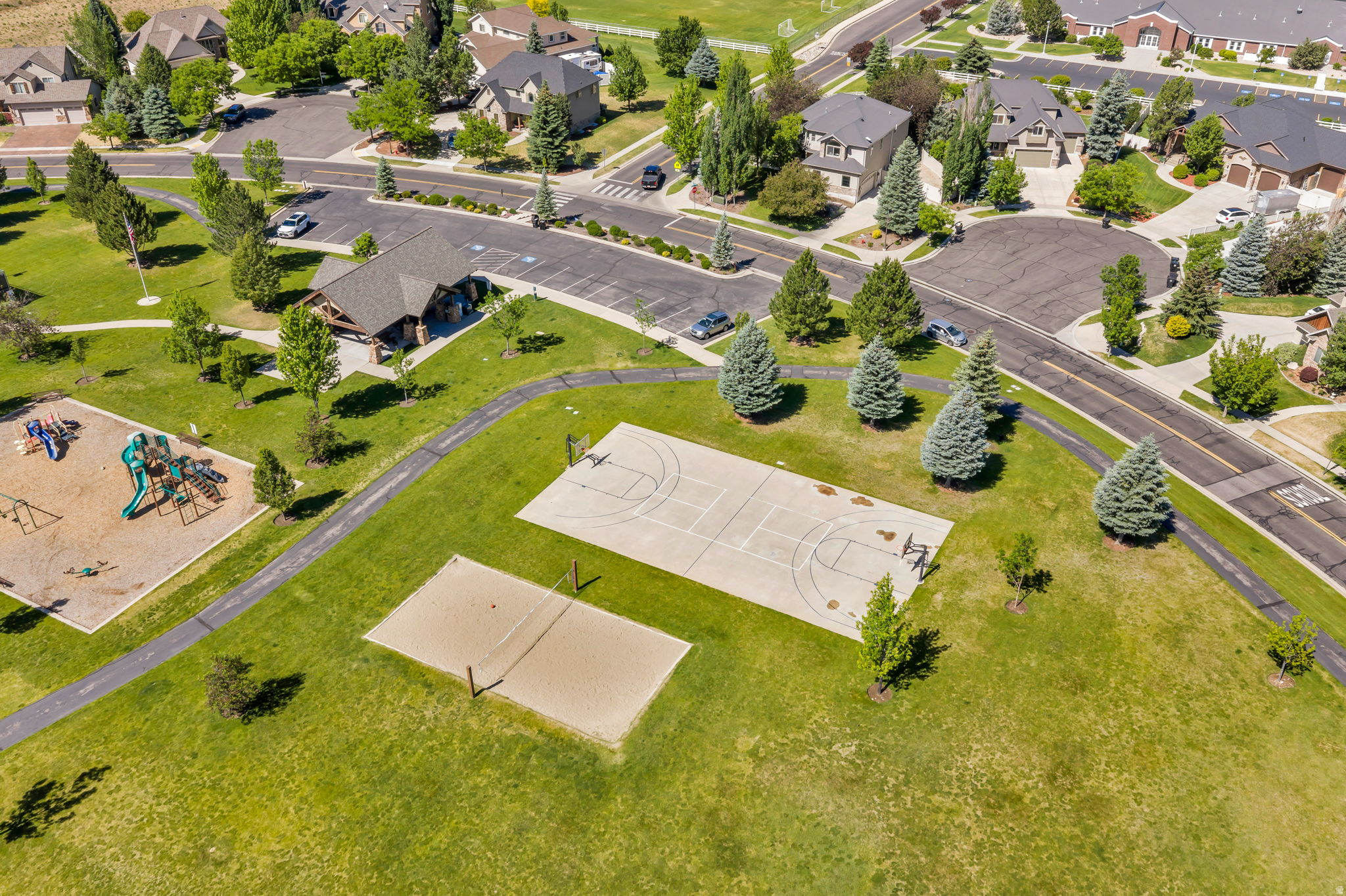 782 S SHADOW ROCK CIR