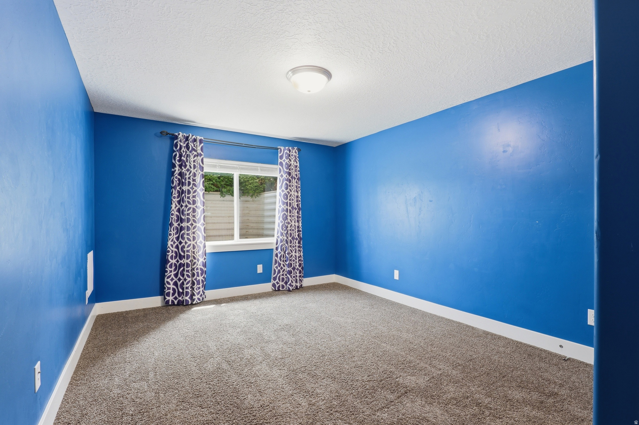2504 S COLT DR