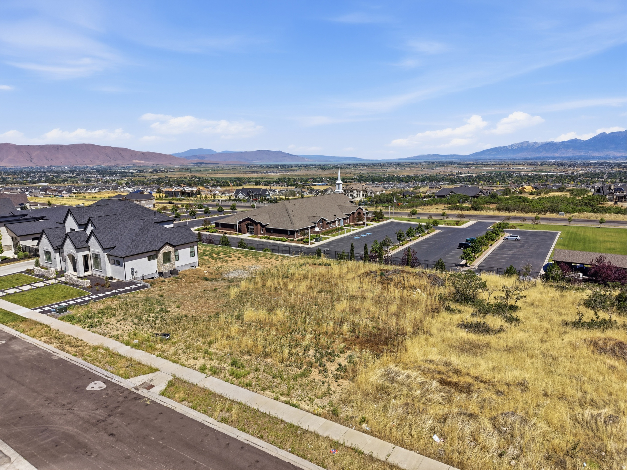 550 W AUTUMN BLAZE Unit: 17