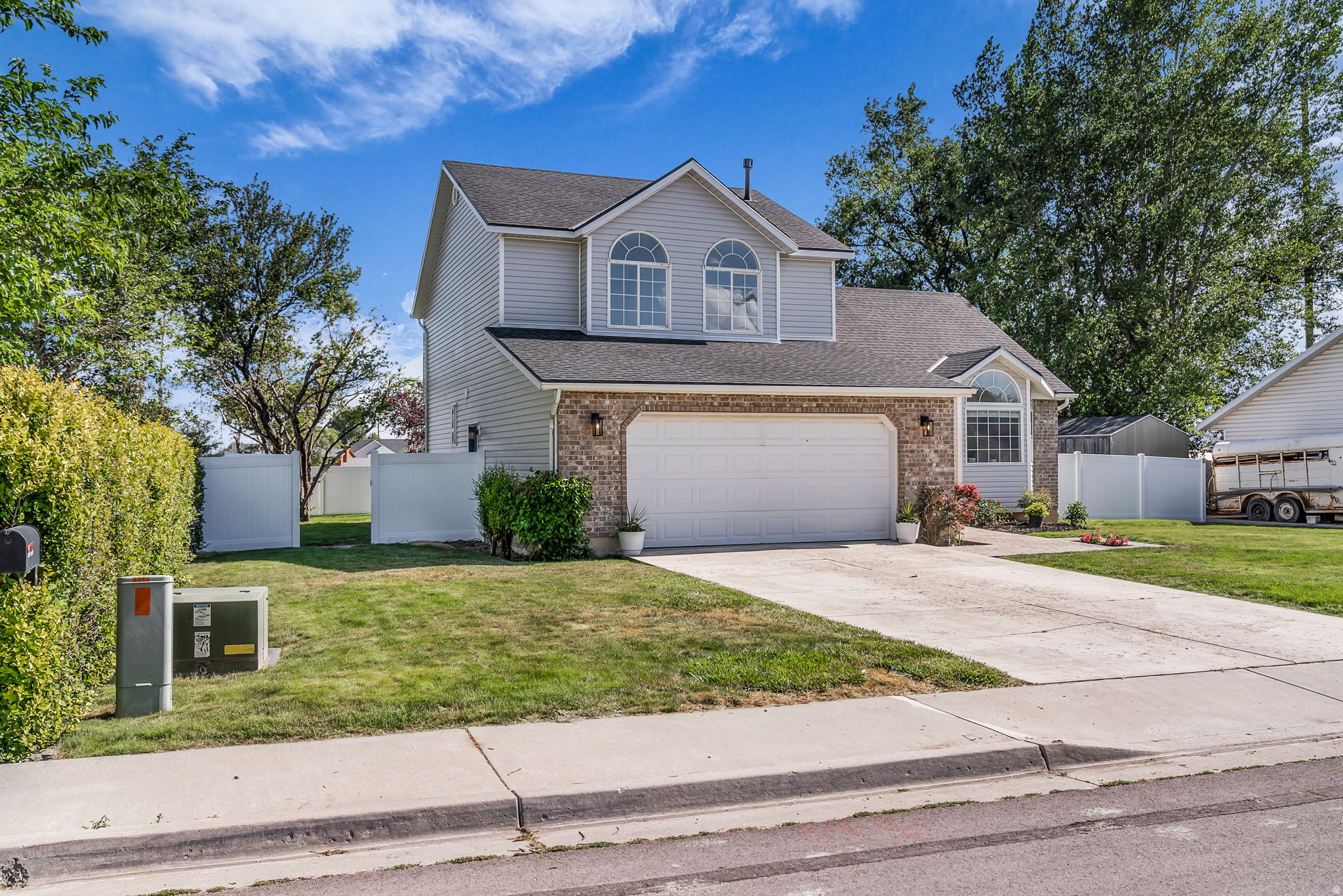 1147 W 1600 N