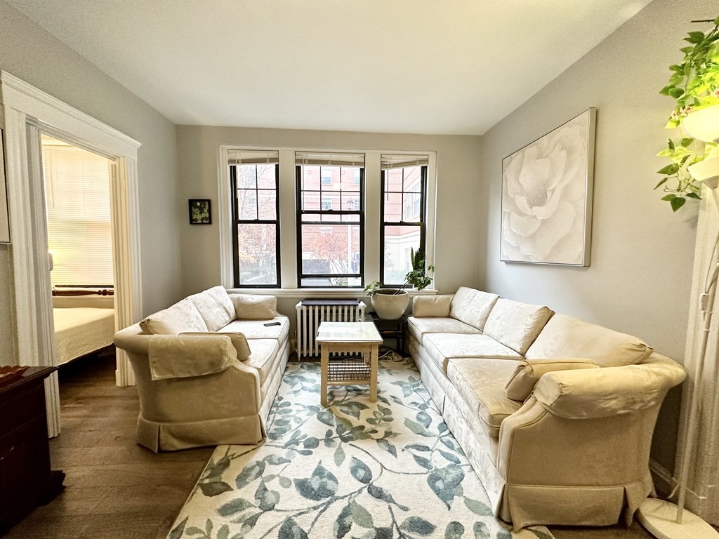 66 Queensberry Street # 116
