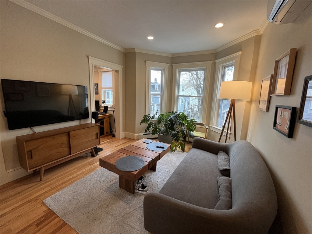 21 Atwood Sq # 3