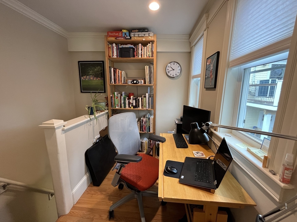 21 Atwood Sq # 3