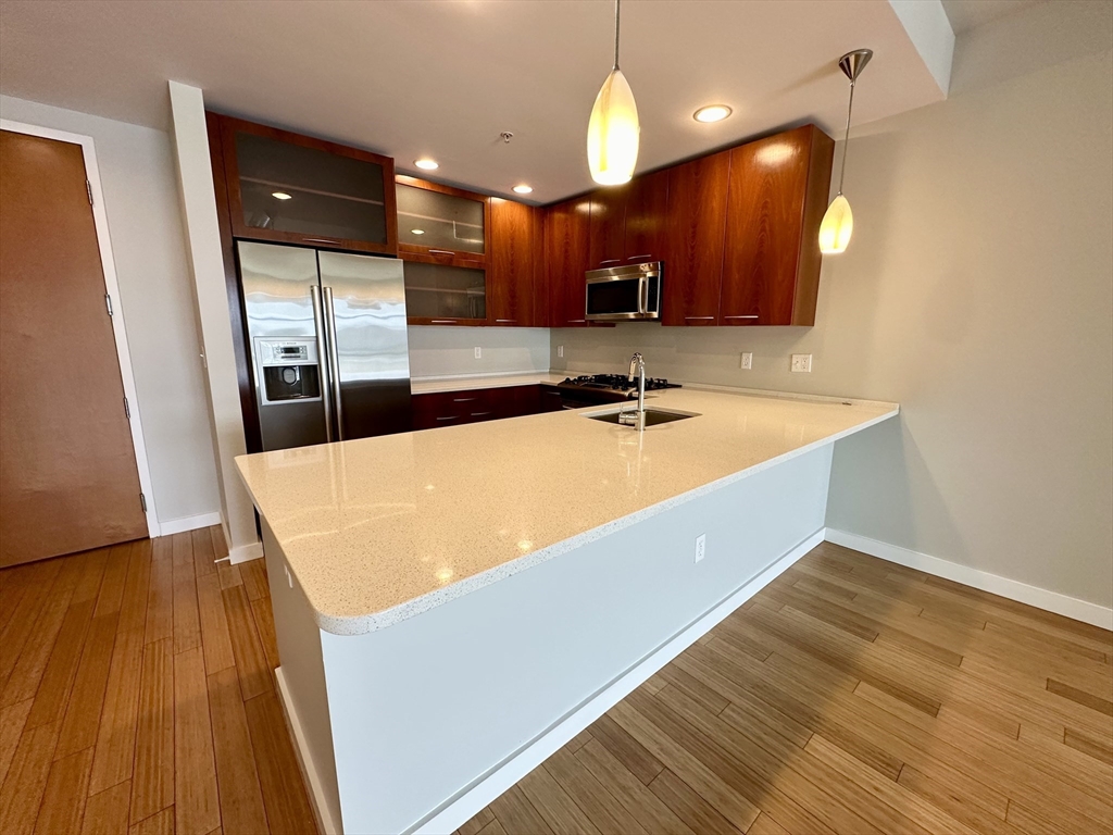 150 Dorchester Ave # 206