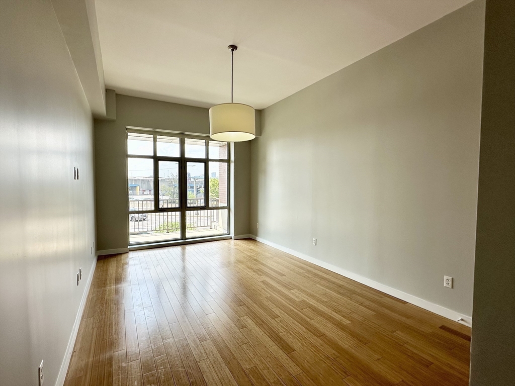 150 Dorchester Ave # 206