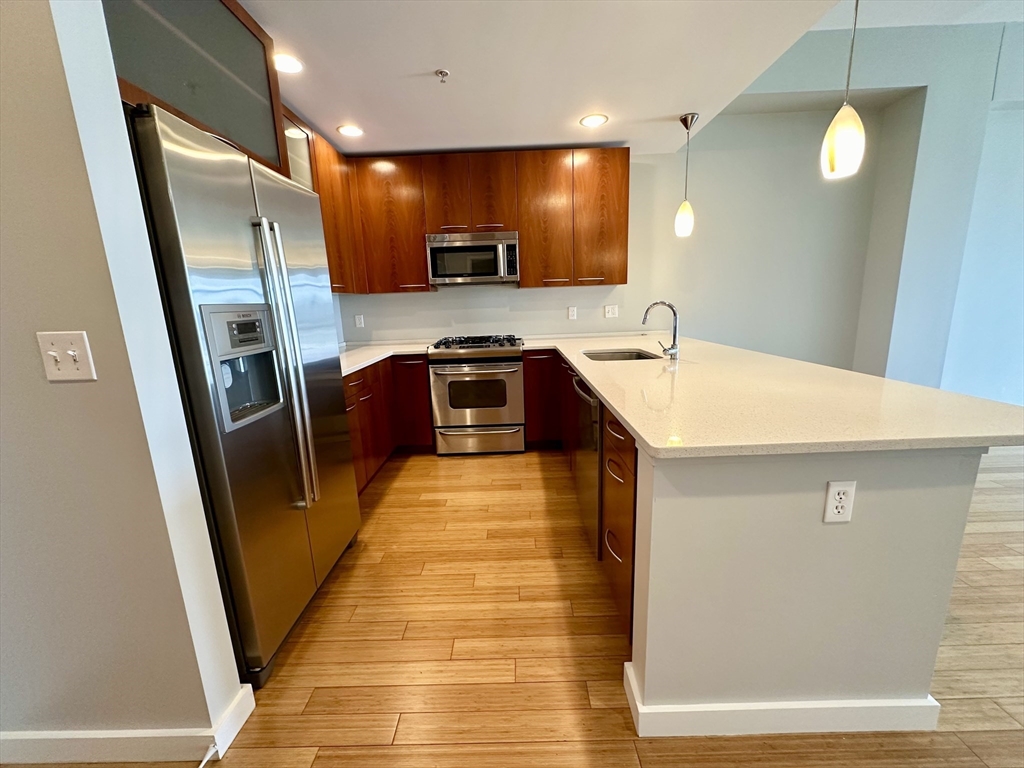 150 Dorchester Ave # 206