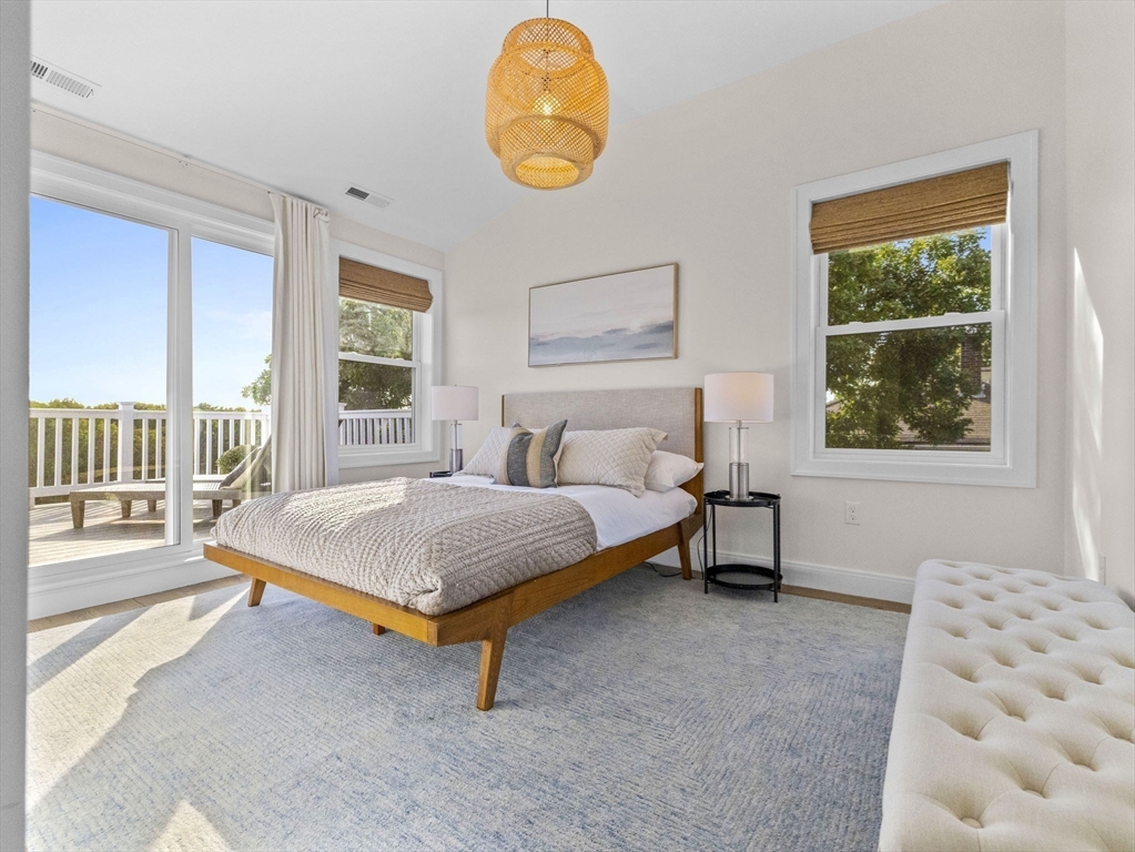 25 Cranston St # 2