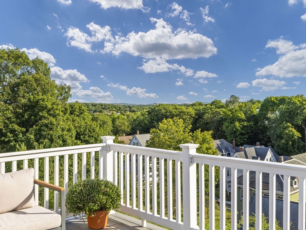 25 Cranston St # 2