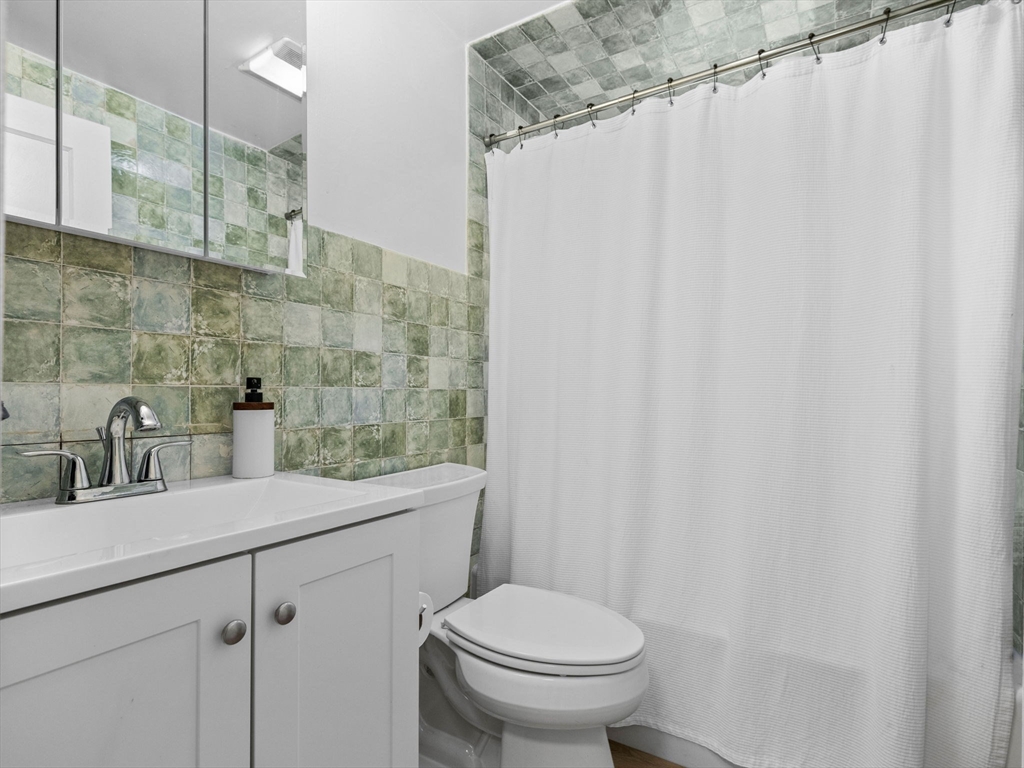 6 Gabriel Rd