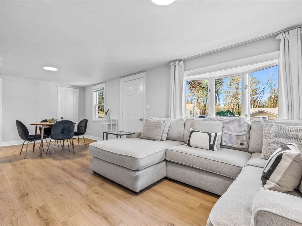 6 Gabriel Rd