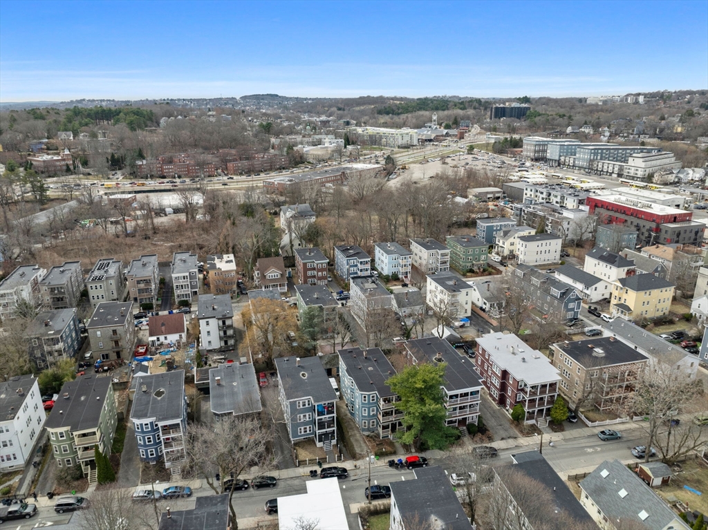 79-81 Rossmore Rd # 3