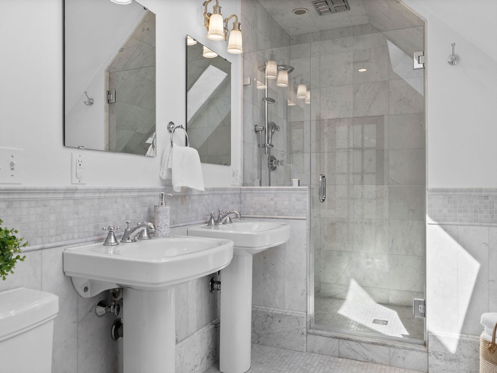 85 Orchard Street # 2