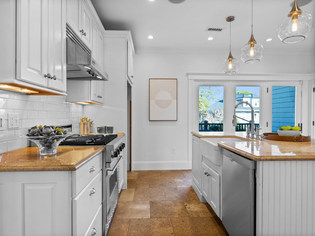 85 Orchard Street # 2