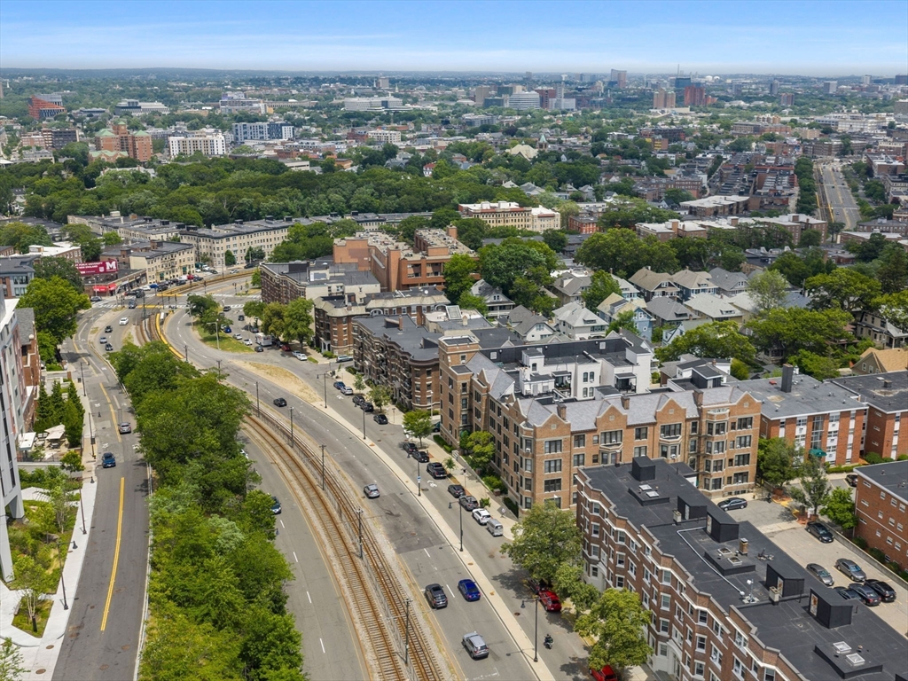 1486 Commonwealth Ave # 4
