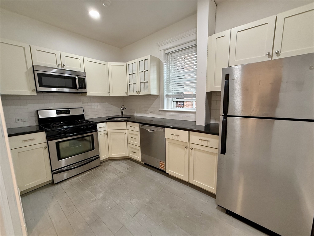 38 Kilsyth Rd # 22
