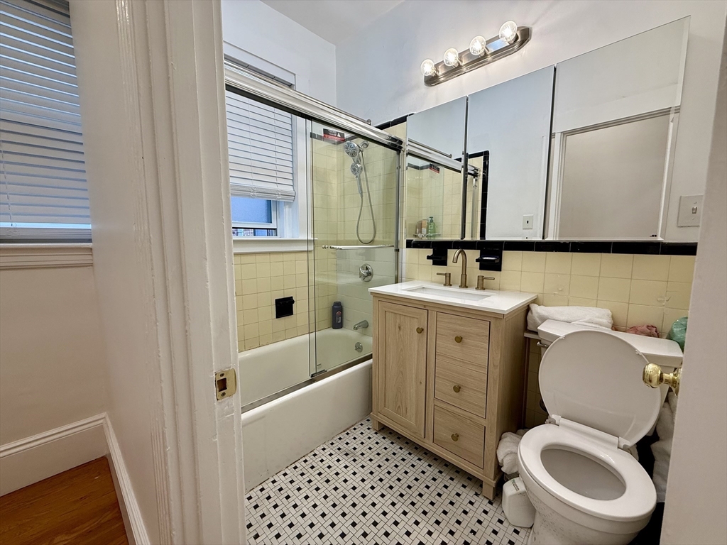 38 Kilsyth Rd # 22