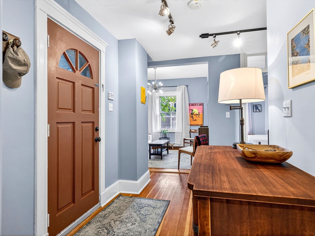 32 Robinwood Ave # 7
